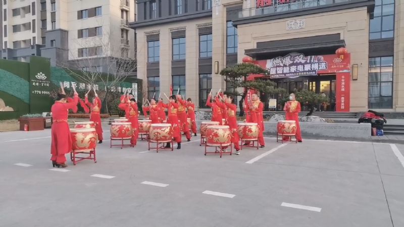 火樹銀花鬧元宵 百年華誕慶團圓 ——龍港集團煙花盛宴穿越千年驚艷昌城